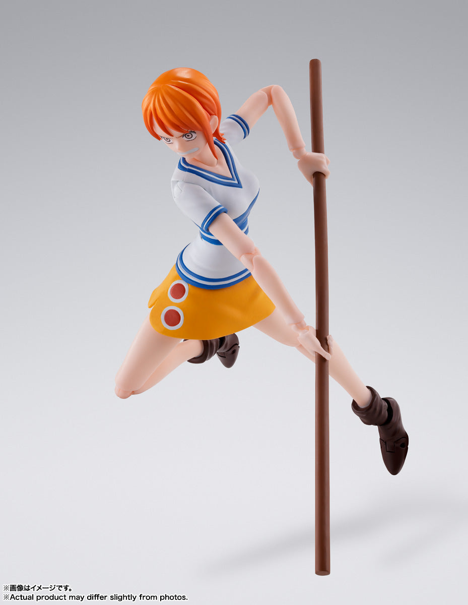 S.H FIGUARTS ONE PIECE NAMI ROMANCE DAWN