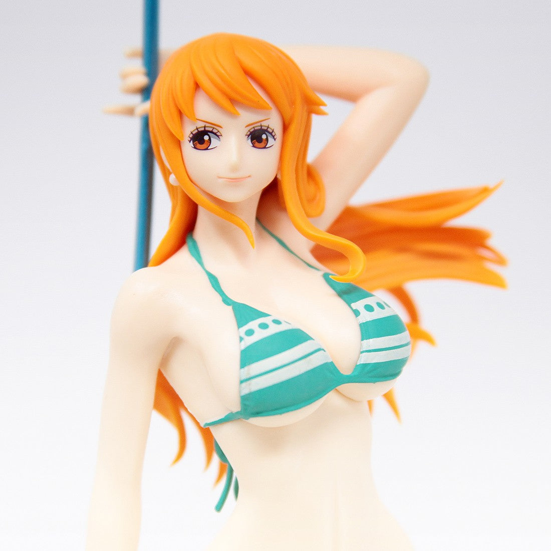 BANPRESTO - ONE PIECE NAMI  GLITTER AND GLAMOURS